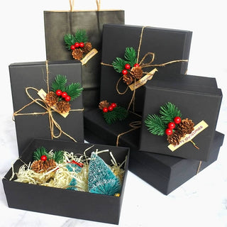 Christmas ornaments Artificial Berry Pine Cone Crafts Pendant DIY Handmade Creative Gift Decoration 圣诞节装饰品松枝松针红色松果挂件