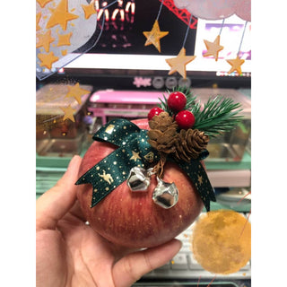 Christmas ornaments Artificial Berry Pine Cone Crafts Pendant DIY Handmade Creative Gift Decoration 圣诞节装饰品松枝松针红色松果挂件